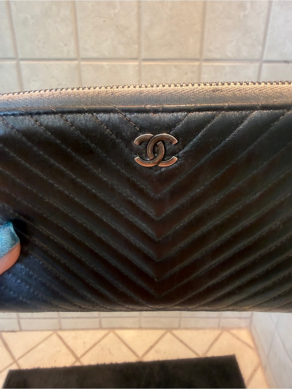 CHANEL Black Chevron Zip-Around Leather Lambskin Long Wallet with Silver CC Logo - Picture 9 of 16